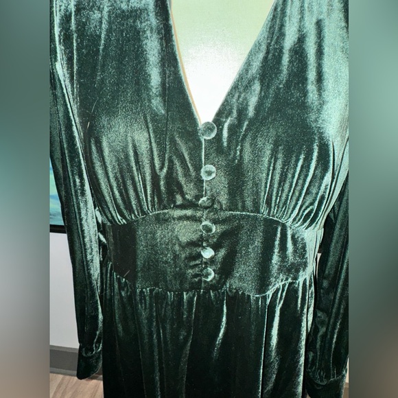 Boden Elise Velvet Midi Dress Size 12P - Picture 5 of 12